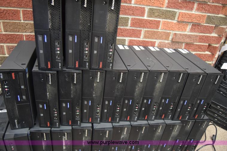 image for item BO9702 (26) Lenovo 6072 computer towers