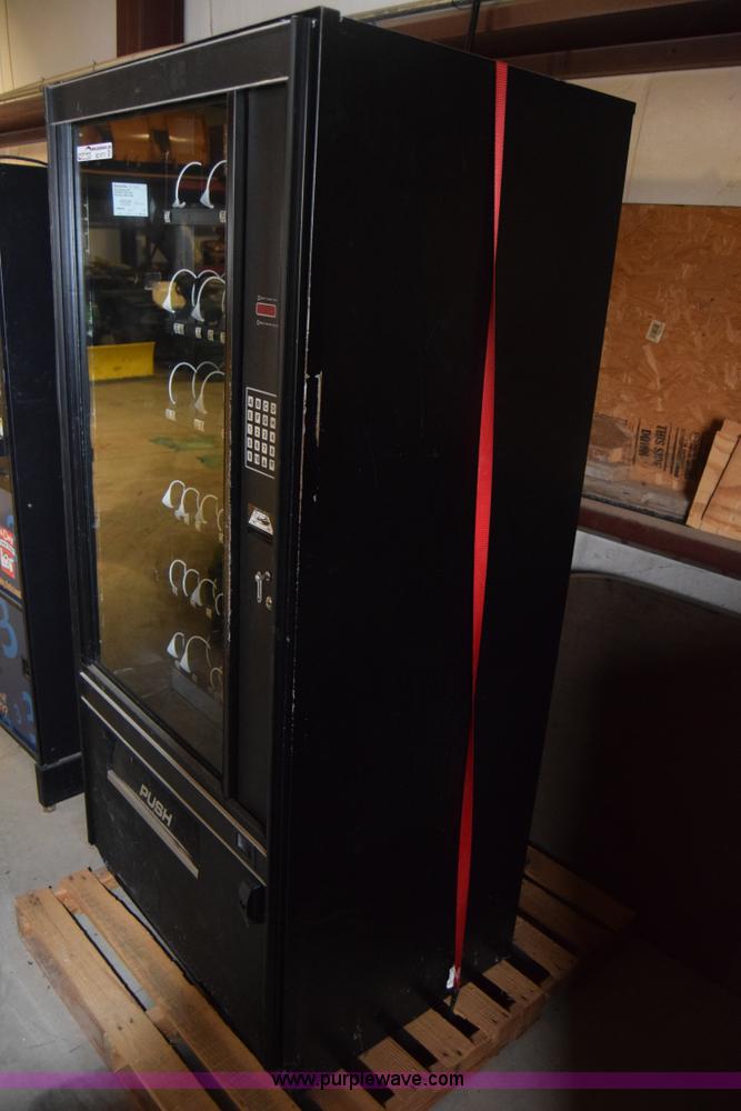 image for item BO9717 Sovamco vending machine