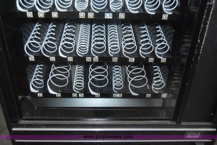 image for item BO9717 Sovamco vending machine