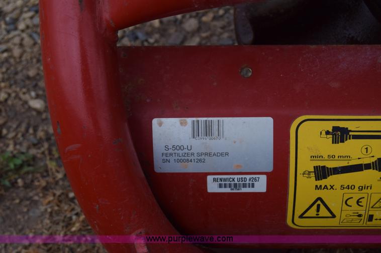 image for item BO9719 Cosmo 500 fertilizer spreader