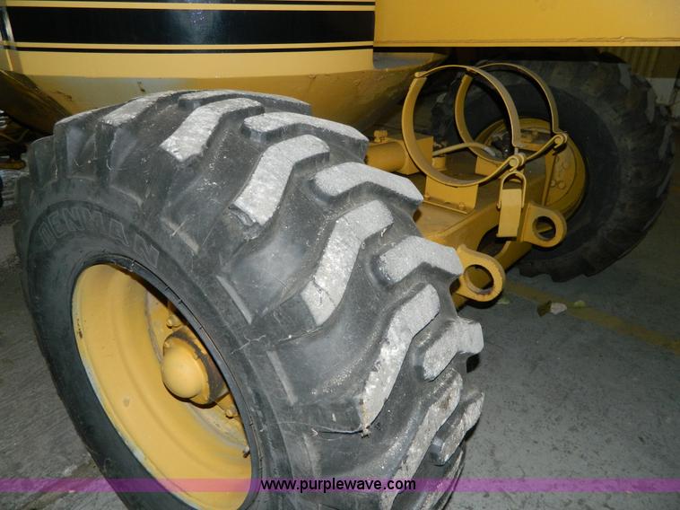 image for item BQ9974 Grove AM266 boom lift