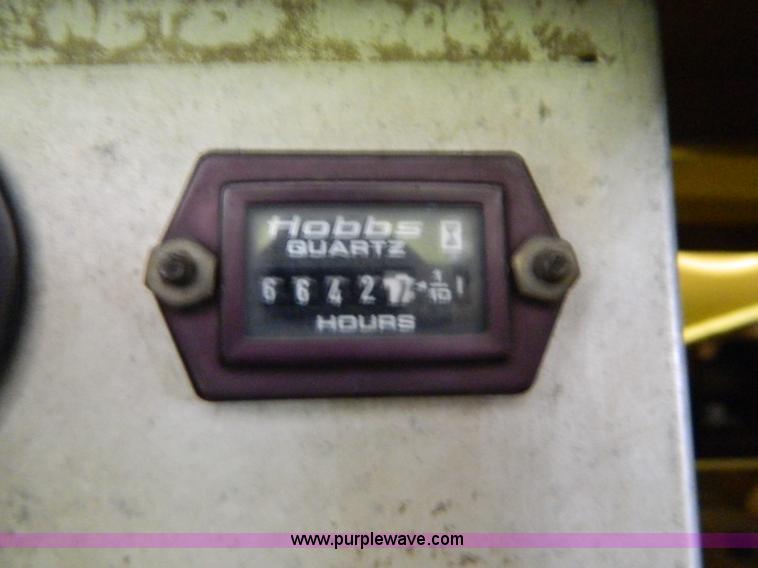 image for item BQ9974 Grove AM266 boom lift