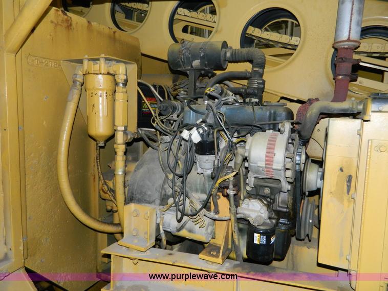 image for item BQ9974 Grove AM266 boom lift