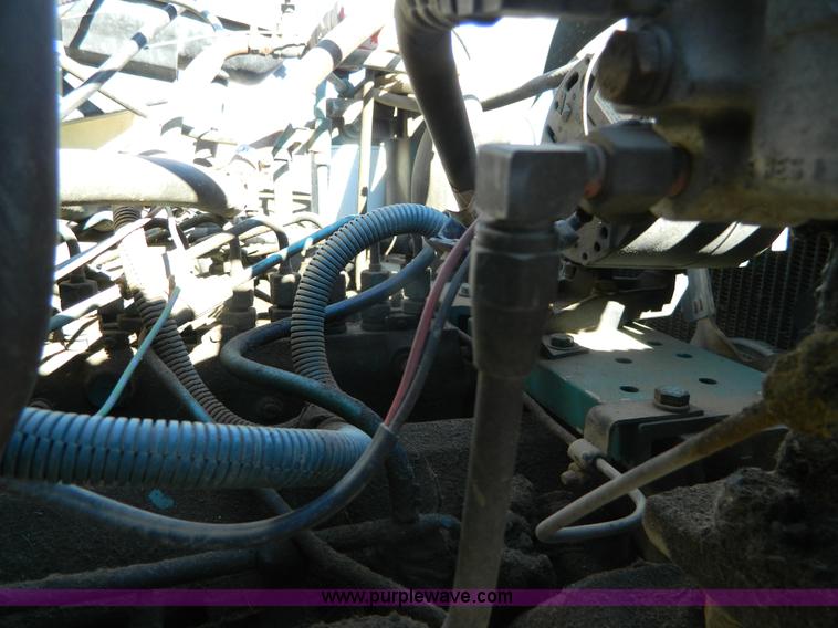 image for item BQ9975 1986 International S1700 dump truck