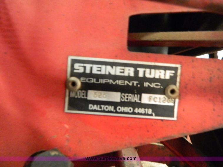 image for item BQ9976 1989 Steiner 525 4WD tractor