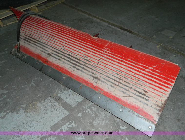 image for item BQ9976 1989 Steiner 525 4WD tractor