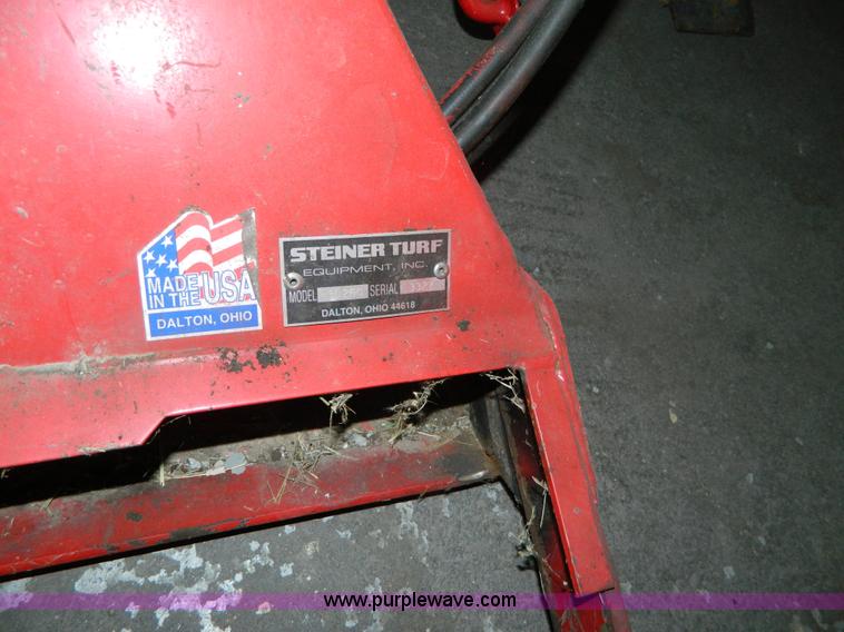 image for item BQ9976 1989 Steiner 525 4WD tractor