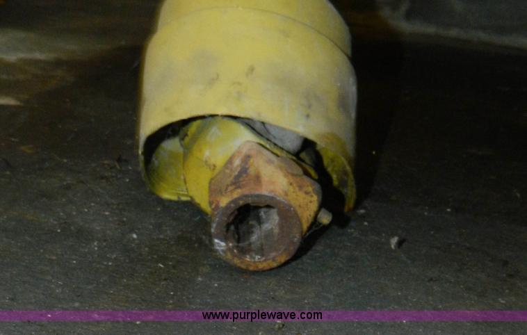 image for item BQ9978 Tiger flail mower