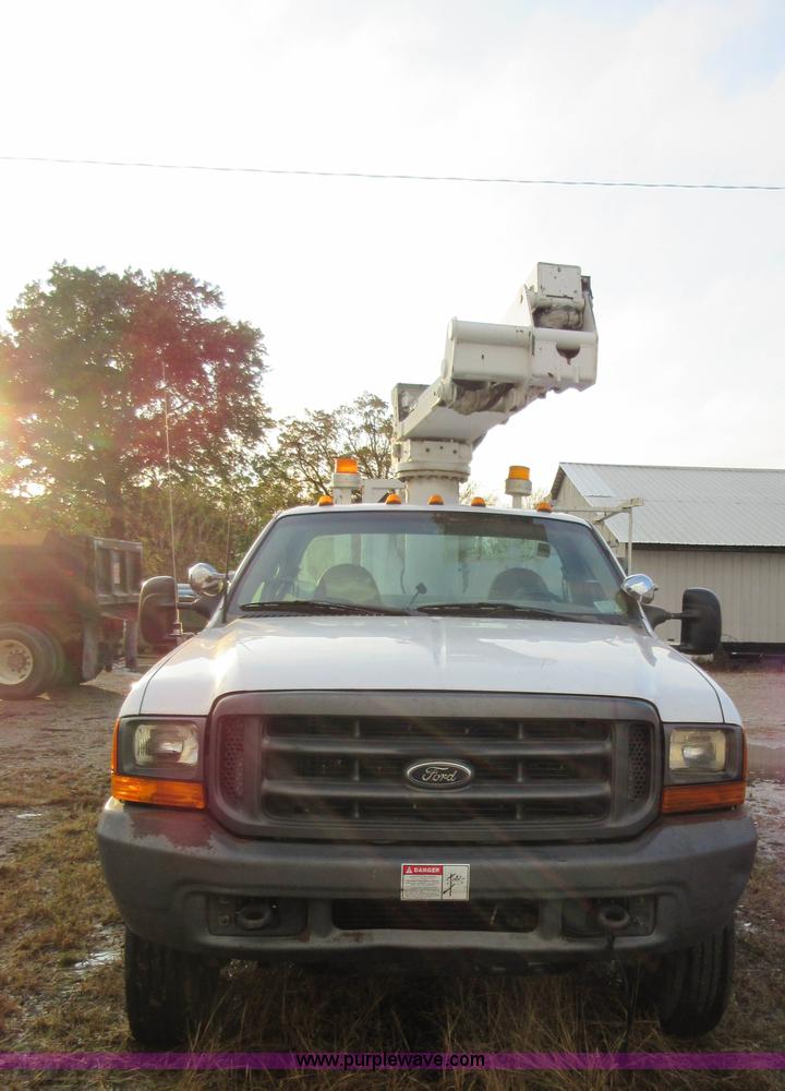 image for item I1857 2000 Ford F550 bucket truck