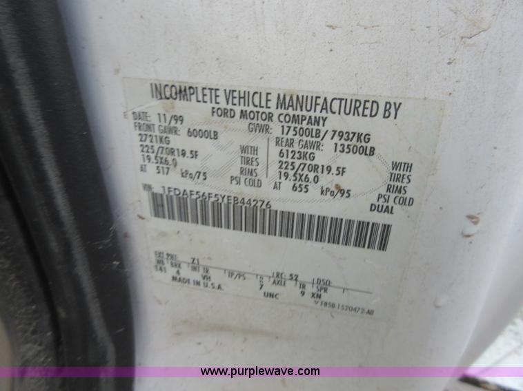 image for item I1857 2000 Ford F550 bucket truck