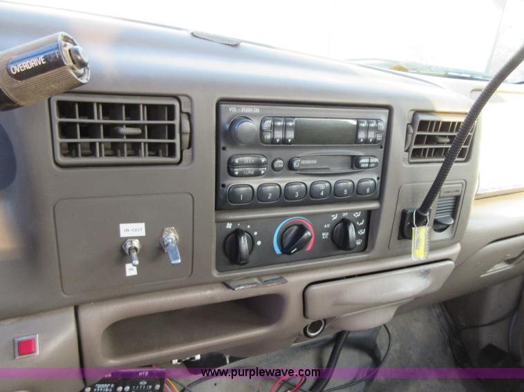 image for item I1857 2000 Ford F550 bucket truck