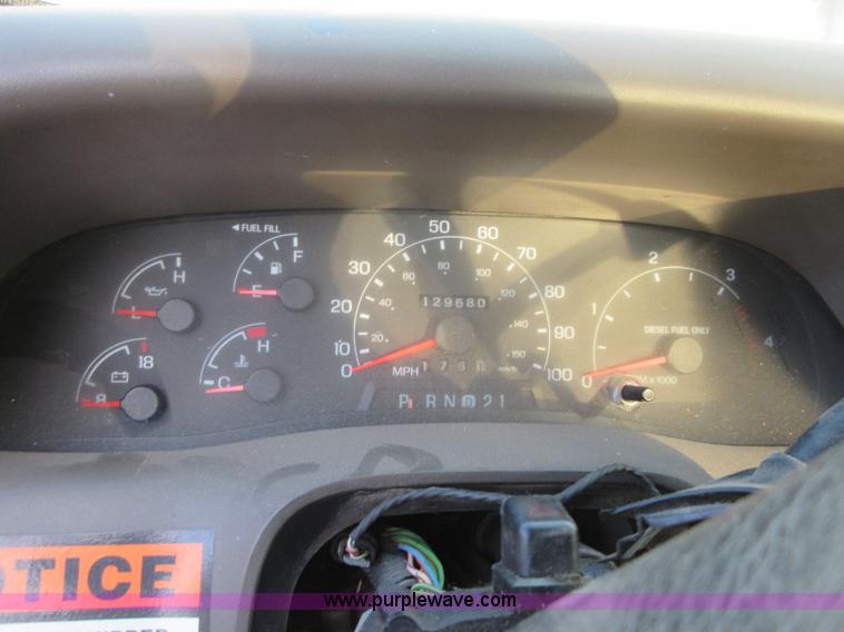 image for item I1857 2000 Ford F550 bucket truck