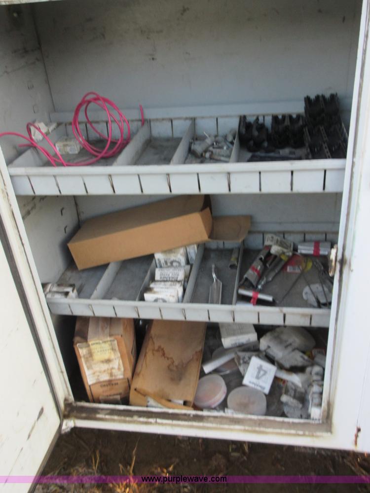 image for item I1857 2000 Ford F550 bucket truck