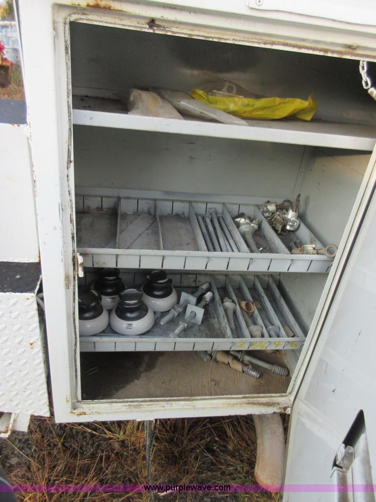 image for item I1857 2000 Ford F550 bucket truck