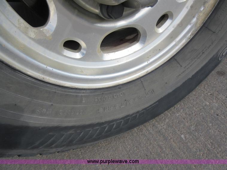 image for item I6321 2003 Chevrolet Silverado 1500HD Crew Cab pickup truck