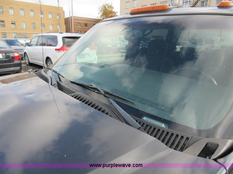 image for item I6321 2003 Chevrolet Silverado 1500HD Crew Cab pickup truck