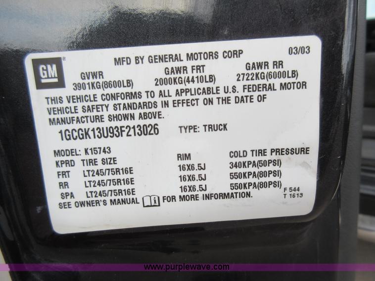 image for item I6321 2003 Chevrolet Silverado 1500HD Crew Cab pickup truck