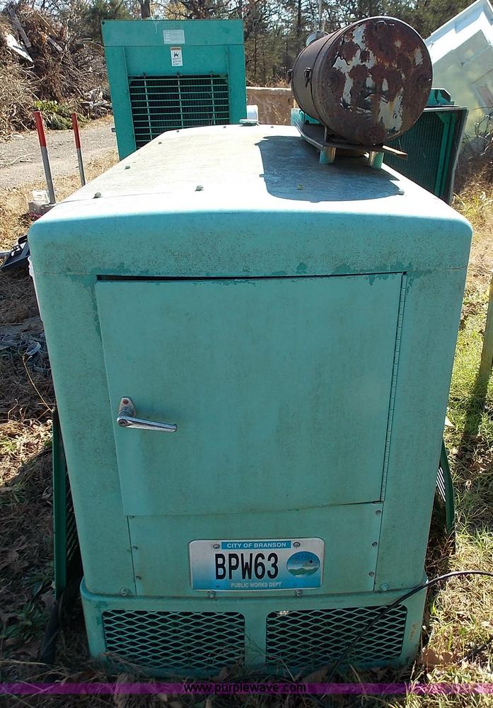 image for item J2686 Onan generator