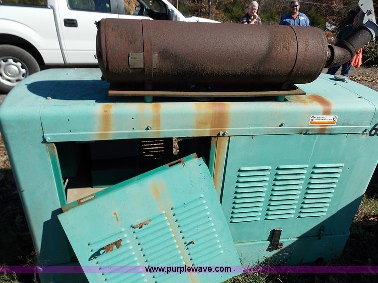 image for item J2686 Onan generator