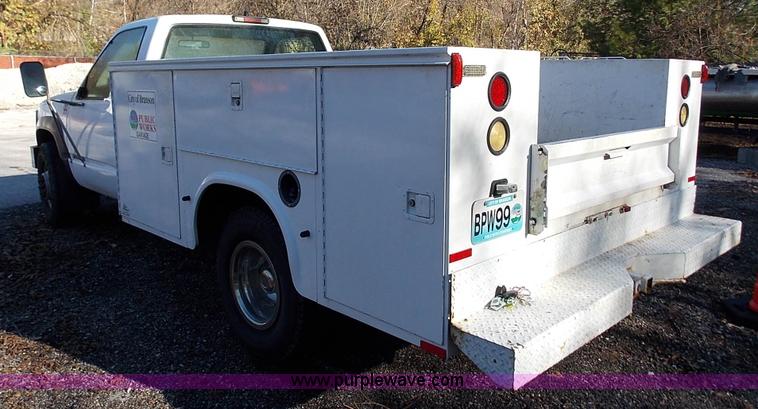 image for item J2691 1994 Chevrolet Cheyenne 3500 utility truck