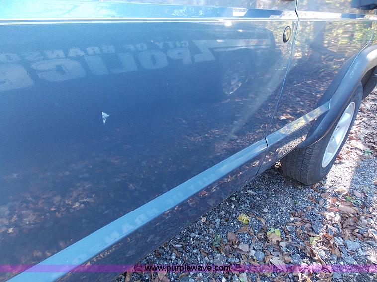 image for item J2692 1998 Jeep Cherokee Sport SUV