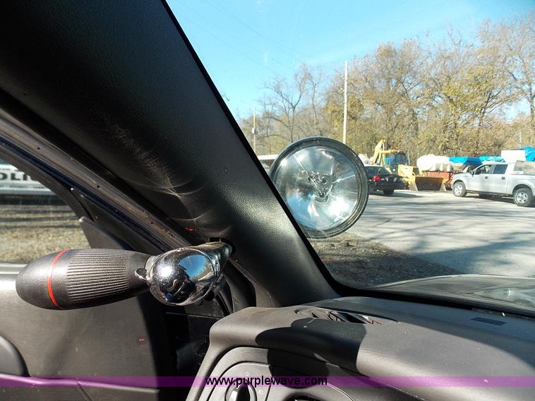 image for item J2693 2005 Ford Crown Victoria Police Interceptor