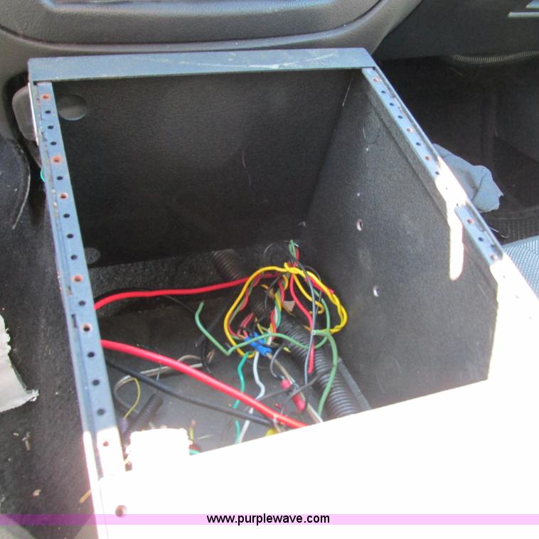 image for item J2695 2010 Ford Crown Victoria Police Interceptor