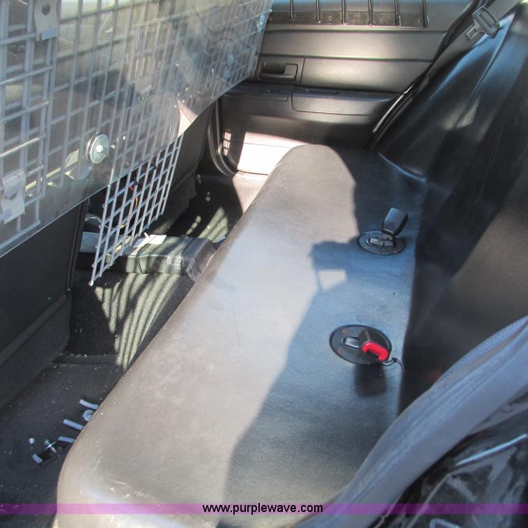 image for item J2696 2010 Ford Crown Victoria Police Interceptor