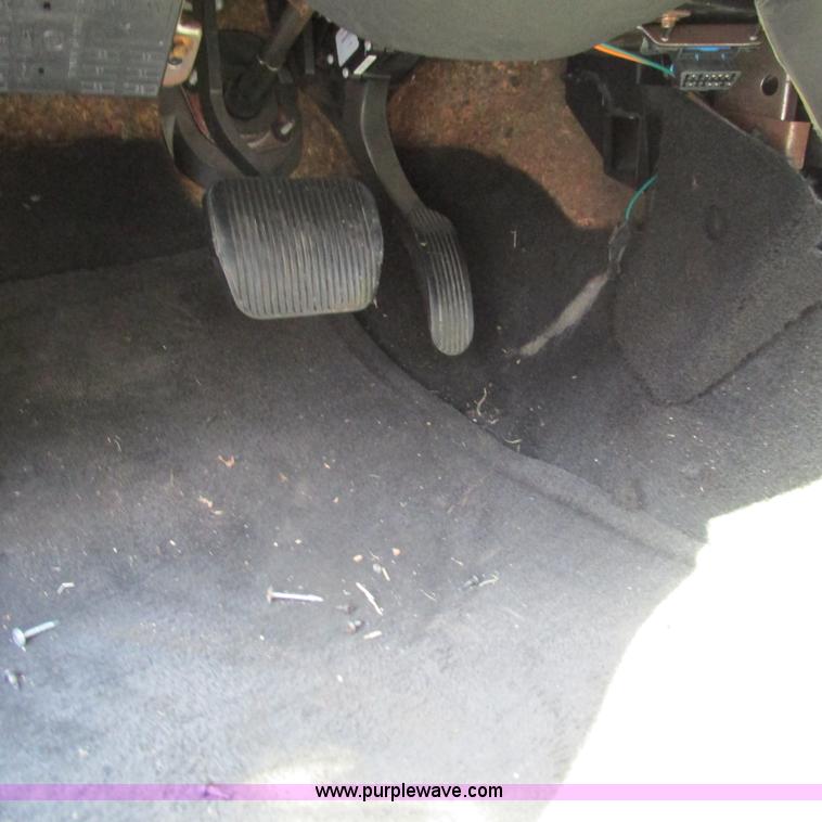 image for item J2696 2010 Ford Crown Victoria Police Interceptor