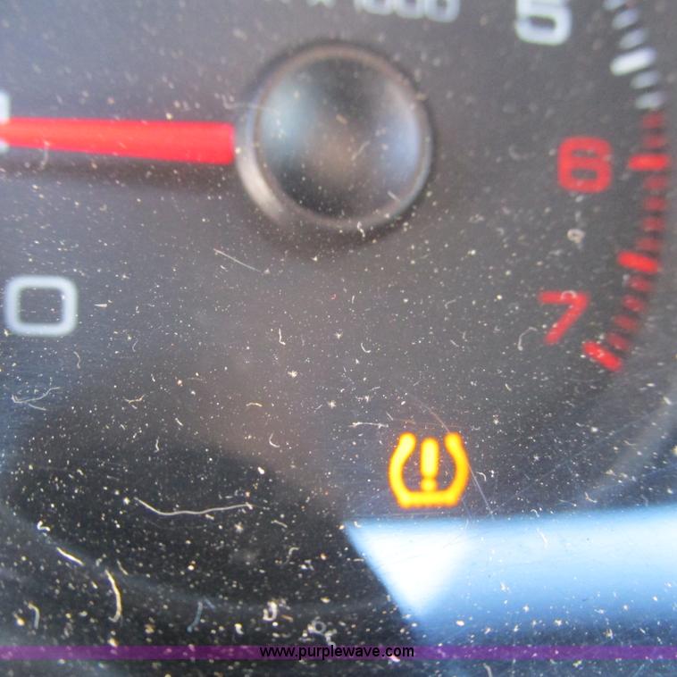 image for item J2696 2010 Ford Crown Victoria Police Interceptor