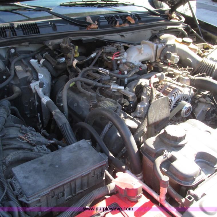 image for item J2696 2010 Ford Crown Victoria Police Interceptor