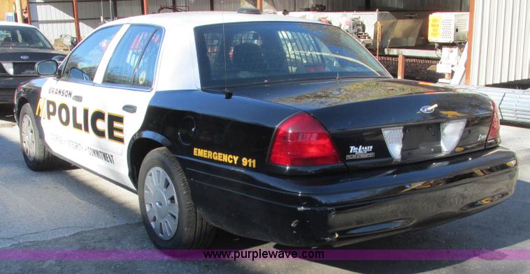 image for item J2697 2010 Ford Crown Victoria Police Interceptor