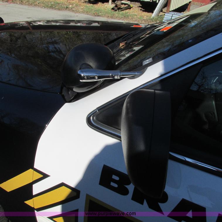 image for item J2697 2010 Ford Crown Victoria Police Interceptor