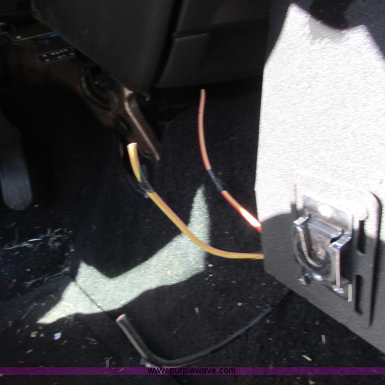 image for item J2697 2010 Ford Crown Victoria Police Interceptor