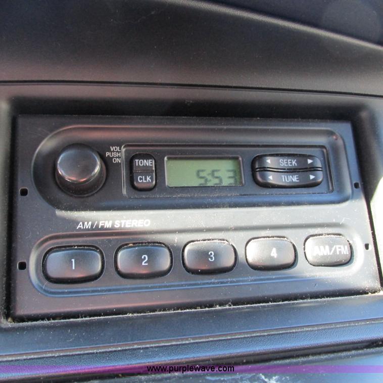 image for item J2697 2010 Ford Crown Victoria Police Interceptor