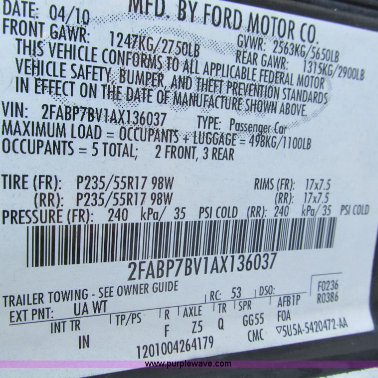 image for item J2697 2010 Ford Crown Victoria Police Interceptor