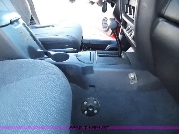 image for item J2698 1999 Jeep Cherokee Sport SUV