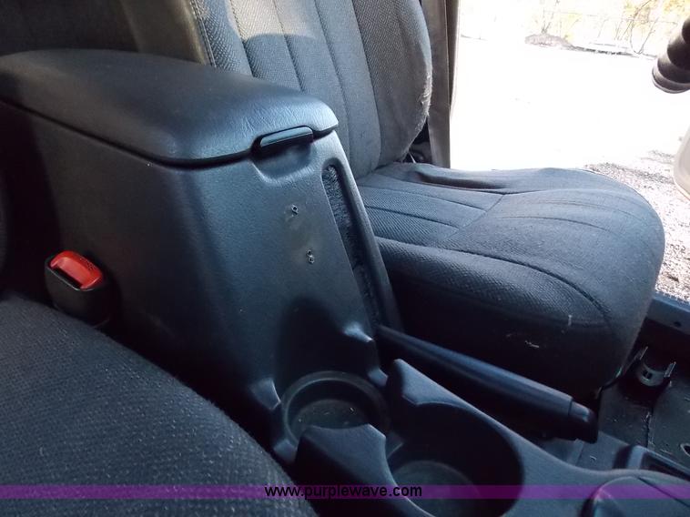 image for item J2698 1999 Jeep Cherokee Sport SUV