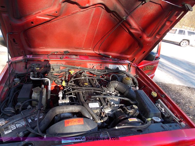 image for item J2698 1999 Jeep Cherokee Sport SUV