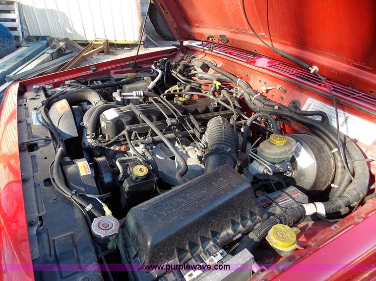 image for item J2698 1999 Jeep Cherokee Sport SUV