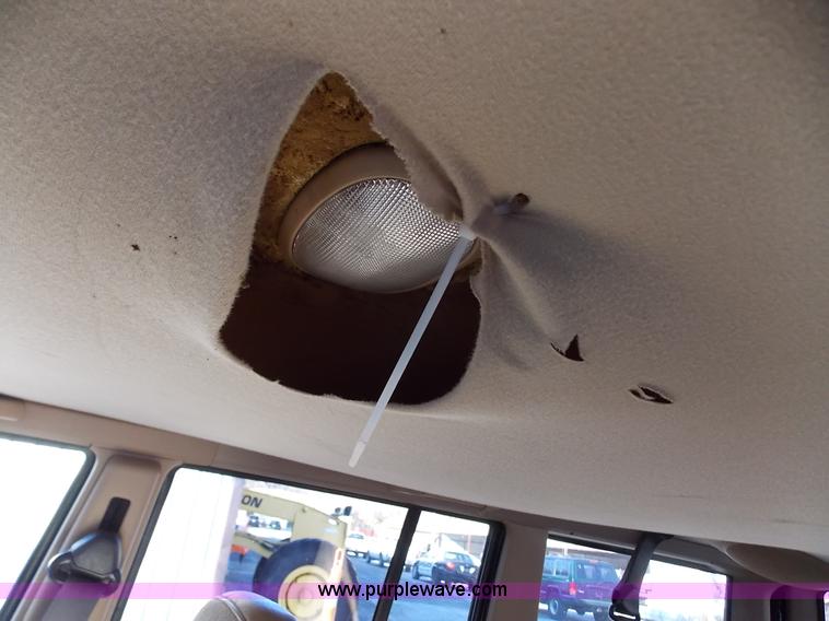 image for item J2699 1999 Jeep Cherokee Sport SUV