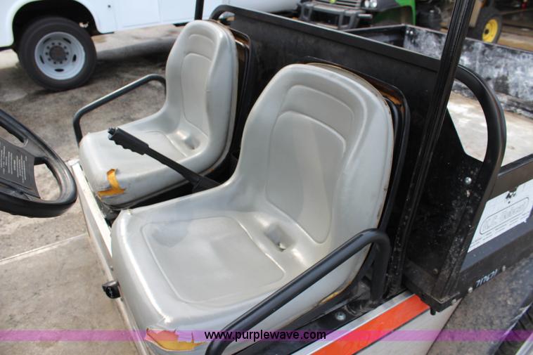 image for item J3684 2007 Bobcat 2100 utility vehicle