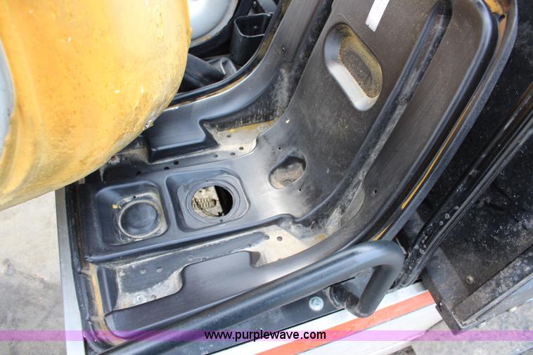 image for item J3684 2007 Bobcat 2100 utility vehicle