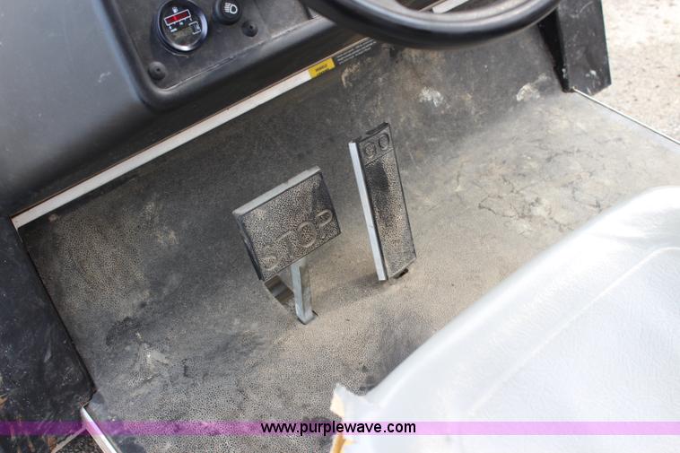 image for item J3684 2007 Bobcat 2100 utility vehicle