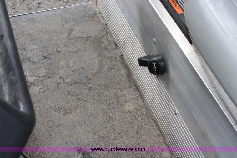 image for item J3684 2007 Bobcat 2100 utility vehicle