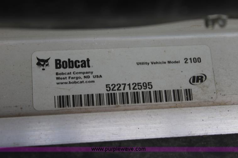image for item J3684 2007 Bobcat 2100 utility vehicle