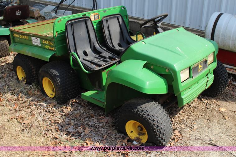 image for item J4342 2000 John Deere Gator utility vehicle
