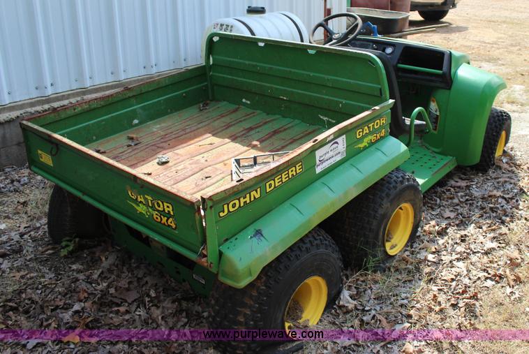 image for item J4342 2000 John Deere Gator utility vehicle