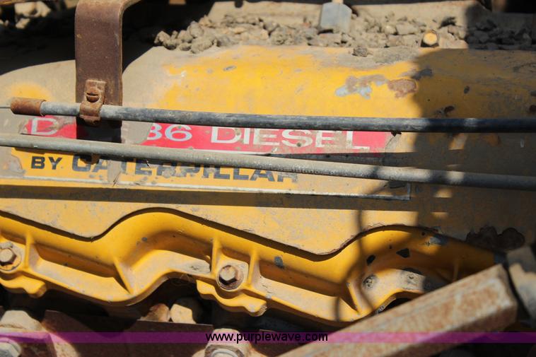 image for item J4343 1972 Ford 9000 oil distributor