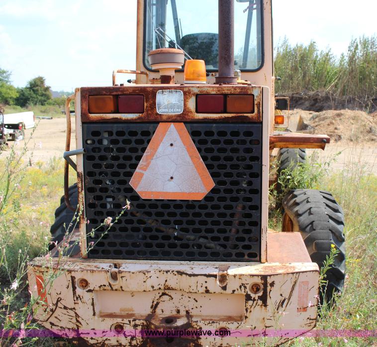 image for item J4344 1989 John Deere 444E wheel loader